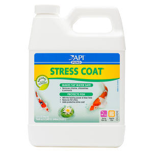 API Pond Stress Coat water treatment to reduce fish stress and heal damaged fins and scales. 946ml bottle of API Pond Stress Coat.